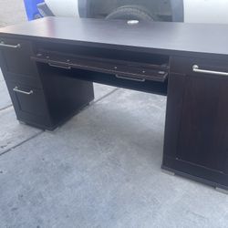 Big Desk & File Cabinet