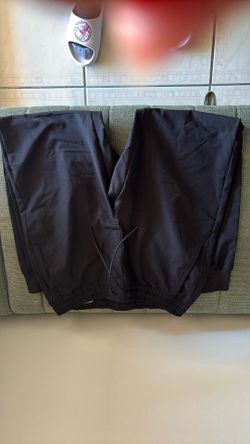 Stretchtech women’s black pants, Size small