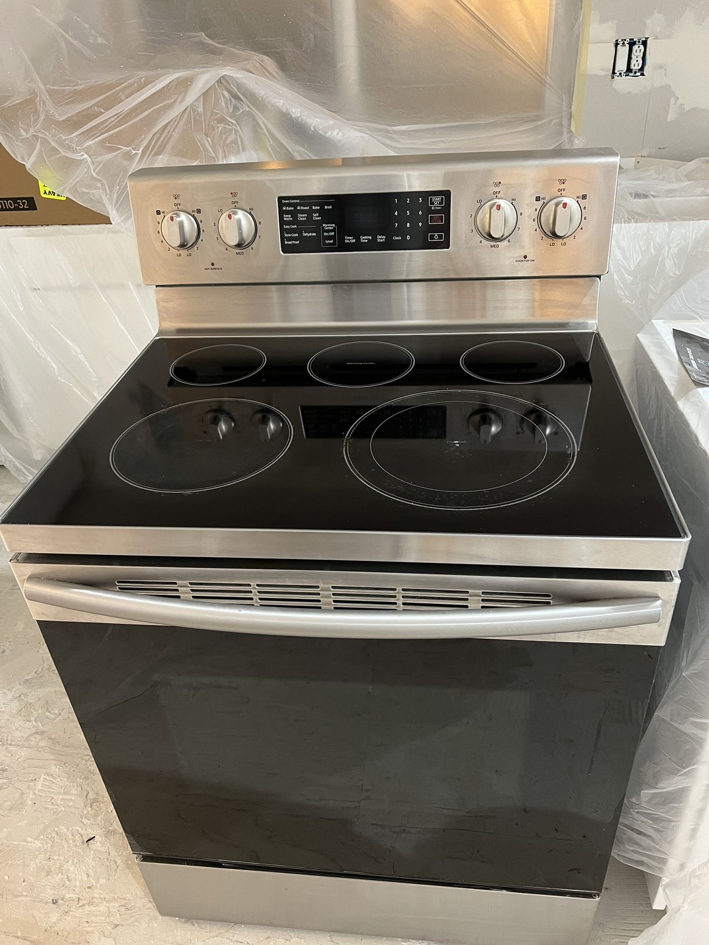 Samsung Electric Stove/range for Sale in Graham, WA - OfferUp