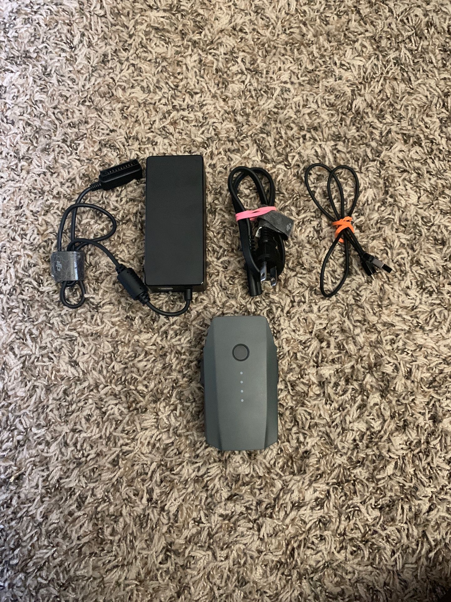 Mavic Pro Charger / Battery Great condition drone