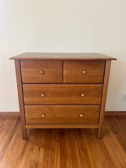 Solid Wood 4-Drawer Dresser