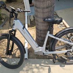 Velotric EV BIKE 