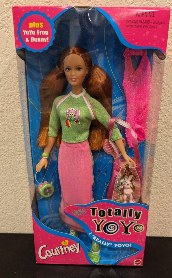 Totally Yoyo Courtney Barbie Doll 22230 NIB 1998