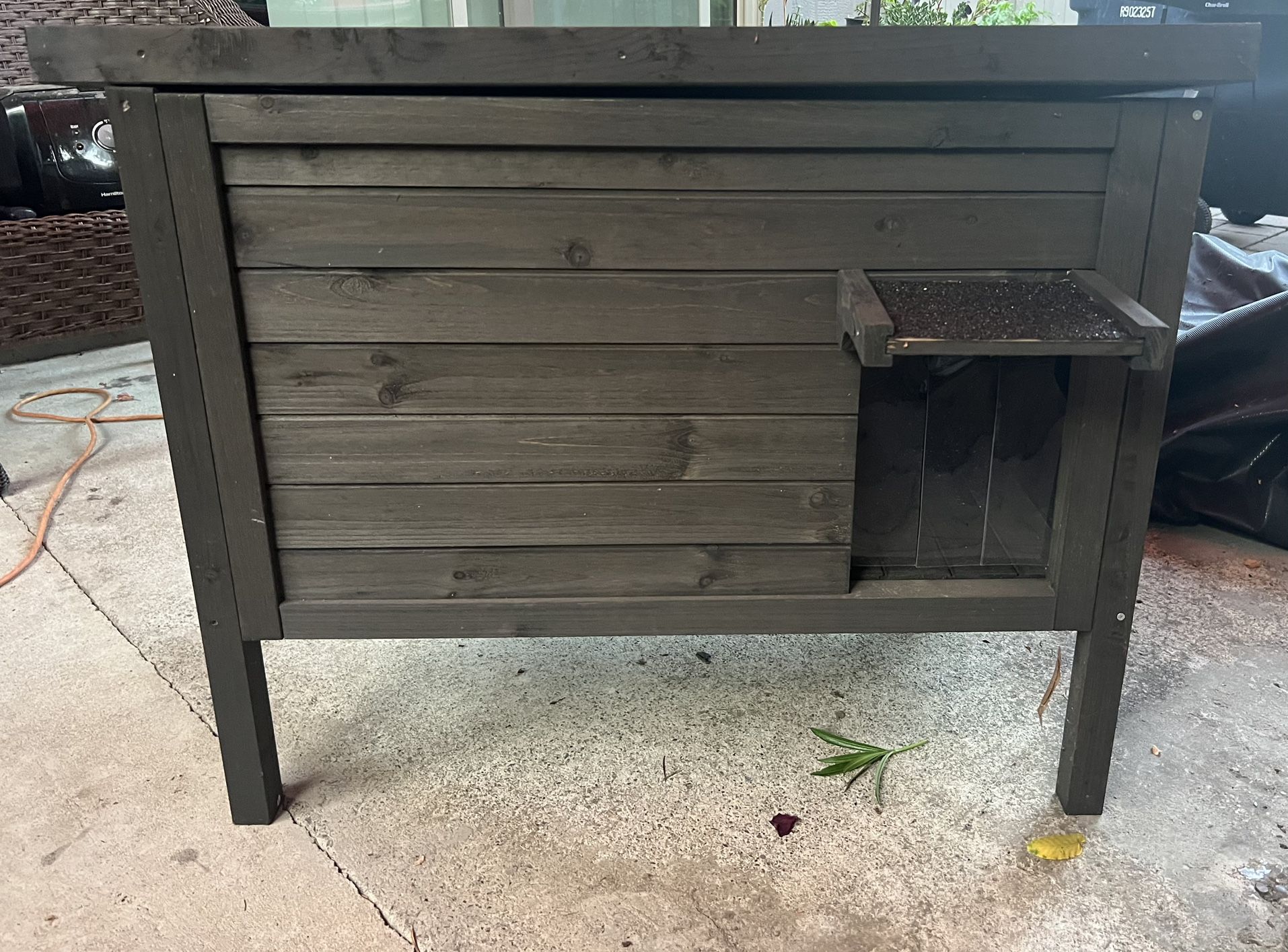 Outdoor Cat House