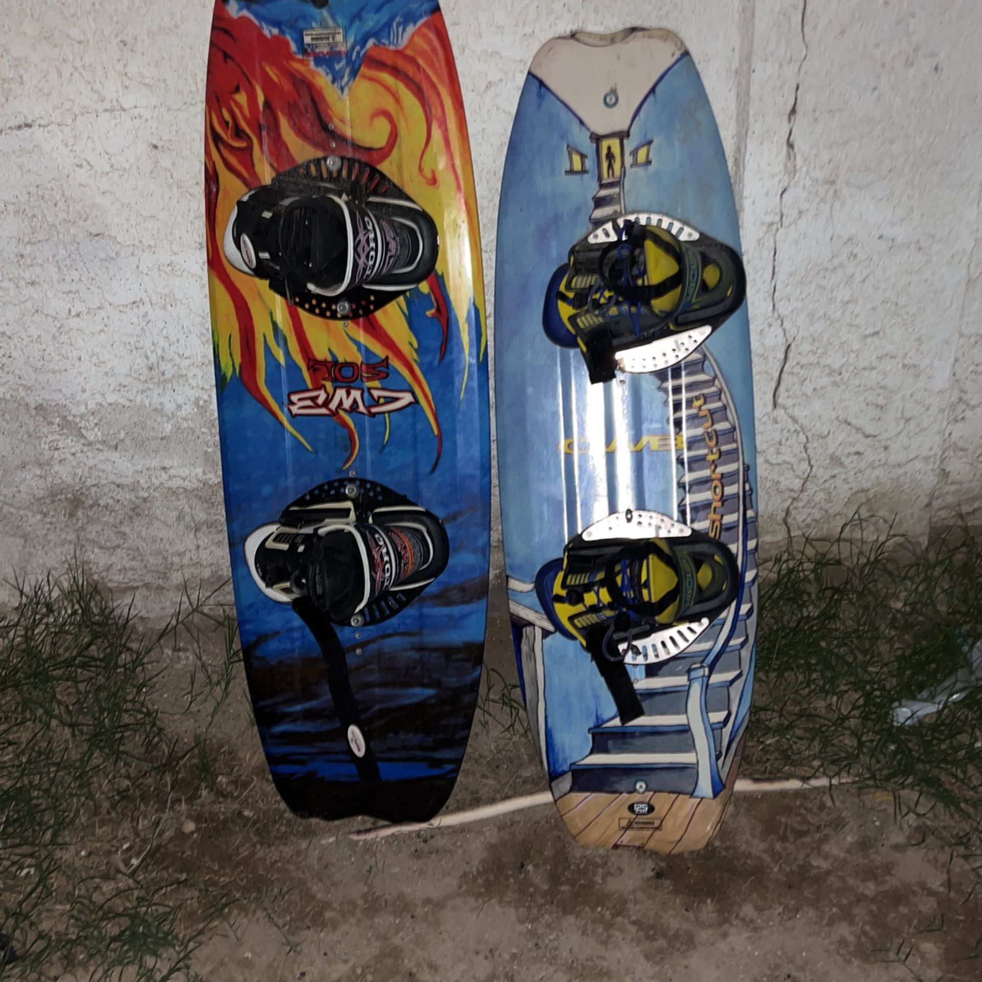 Snowboard/ Surfboard 