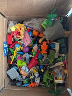 Over 20 lbs of Misc Toys and Toy Parts