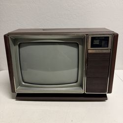 Zenith 13" TV Model: SZ1319W Retro Gaming Wood Grain 1984 With Carrying Handle TESTED WORKS