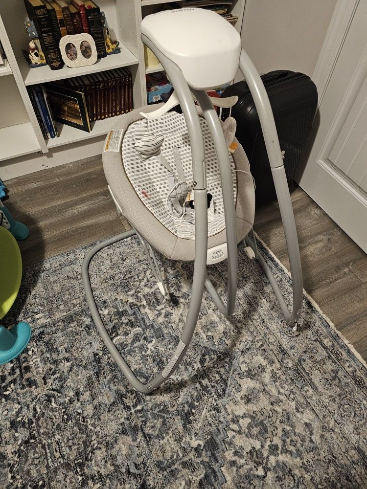 Graco Duet Connect Deluxe Baby Swing