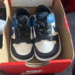 Baby Shoes 