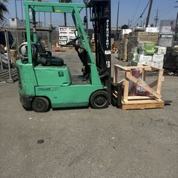 FORKLIFT *BEST OFFER*