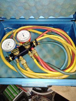 Vintage Imperial Eastman Max Vac 4-Valve HVAC Gauge Set (621-C)