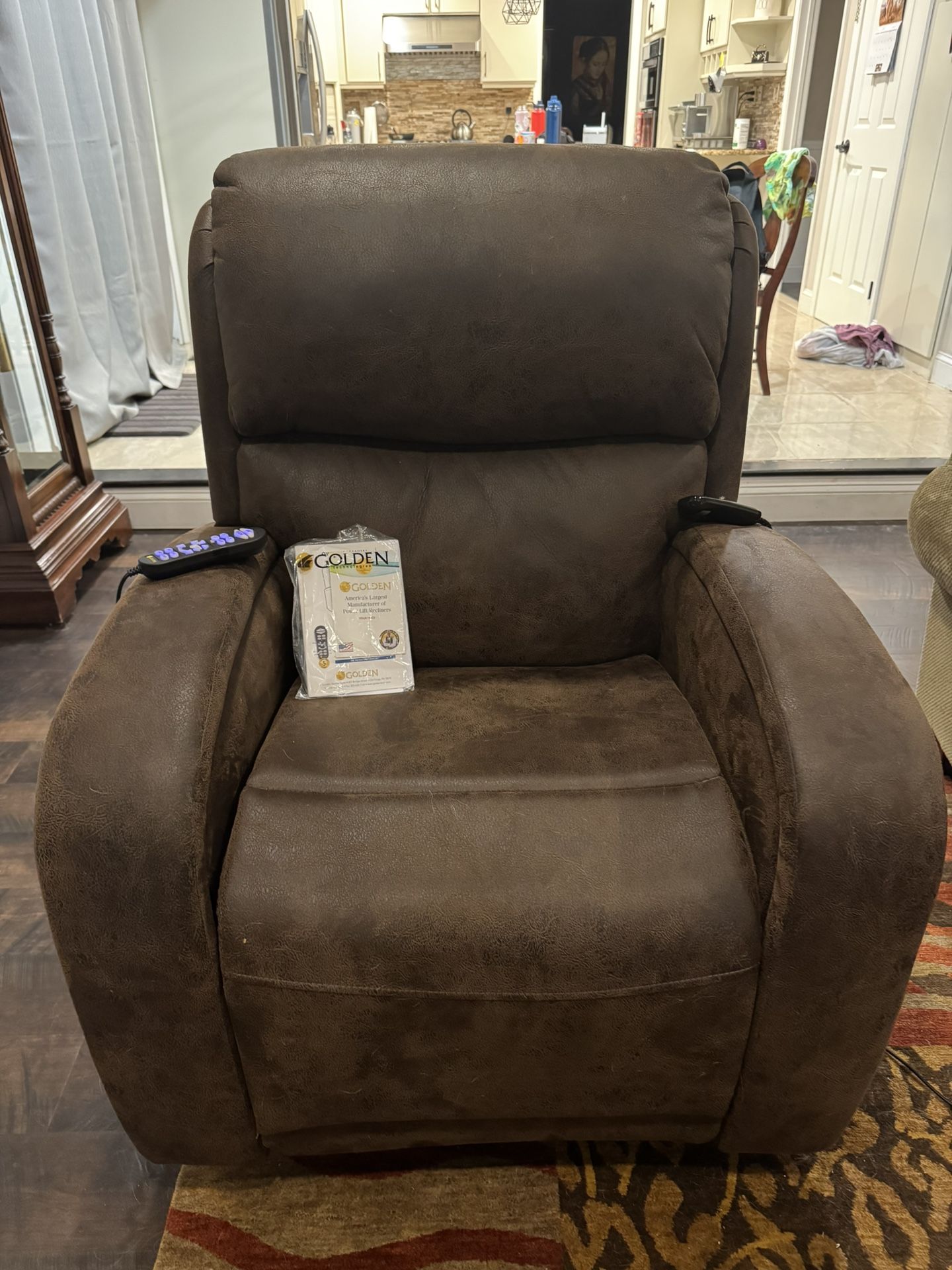 Golden Power Lift Recliner