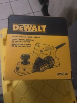 5.5 Amp Corded 3-1/4 in. Portable Handheld Planer DEWALT