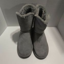 Ugg Ladies Boots Size 10