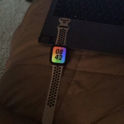 Apple Watch SE 2 44mm Midnight Black Unlocked (Cellular, GPS, & Wi-Fi) 32 GB *Excellent Condition*