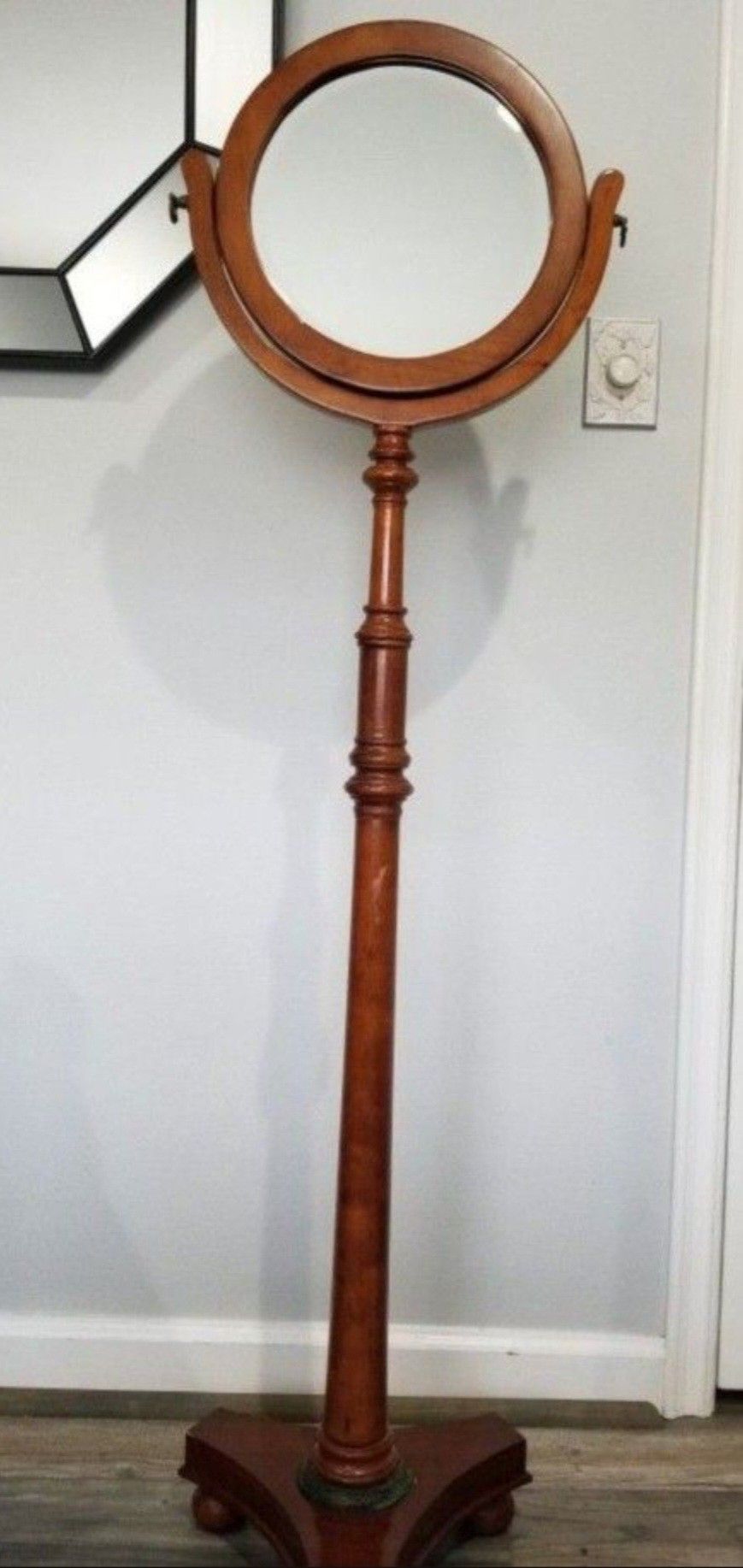 The Bombay Company Vintage Adjustable Stand Up Adjustable Mirror