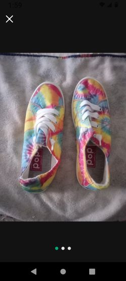 Tennis Shoes Women's Size 7