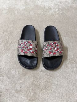 Gucci slides