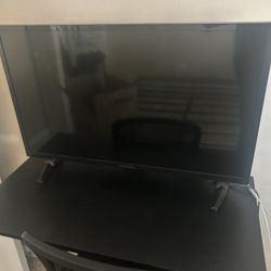 Insignia 32in TV HD