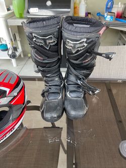 Motocross boots