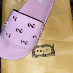GUCCI SLIDES 