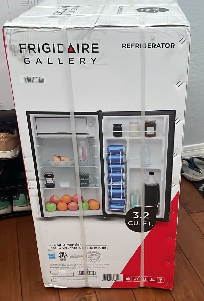 Mini Refrigerator Very Good Condition Un Used