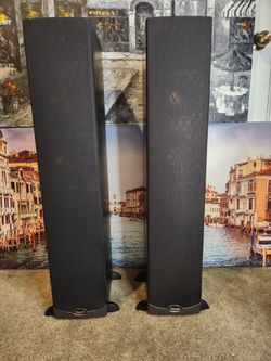 Klipsch RF-10 is floorstanding loudspeaker