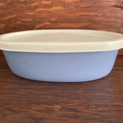  1940’s WCL farmhouse earthenware baking dish with lid 7"L x 4.5”