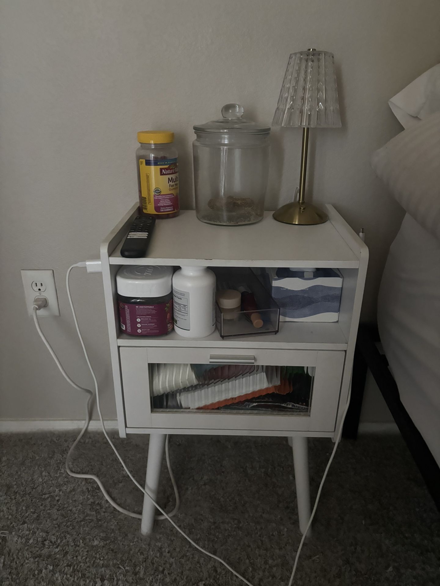 NIGHTSTAND WITH OUTLET