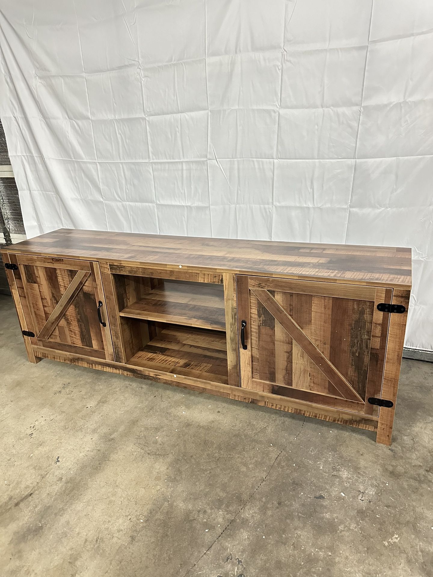 Farmhouse style TV Stand wood entertainment center with storages - media console design  