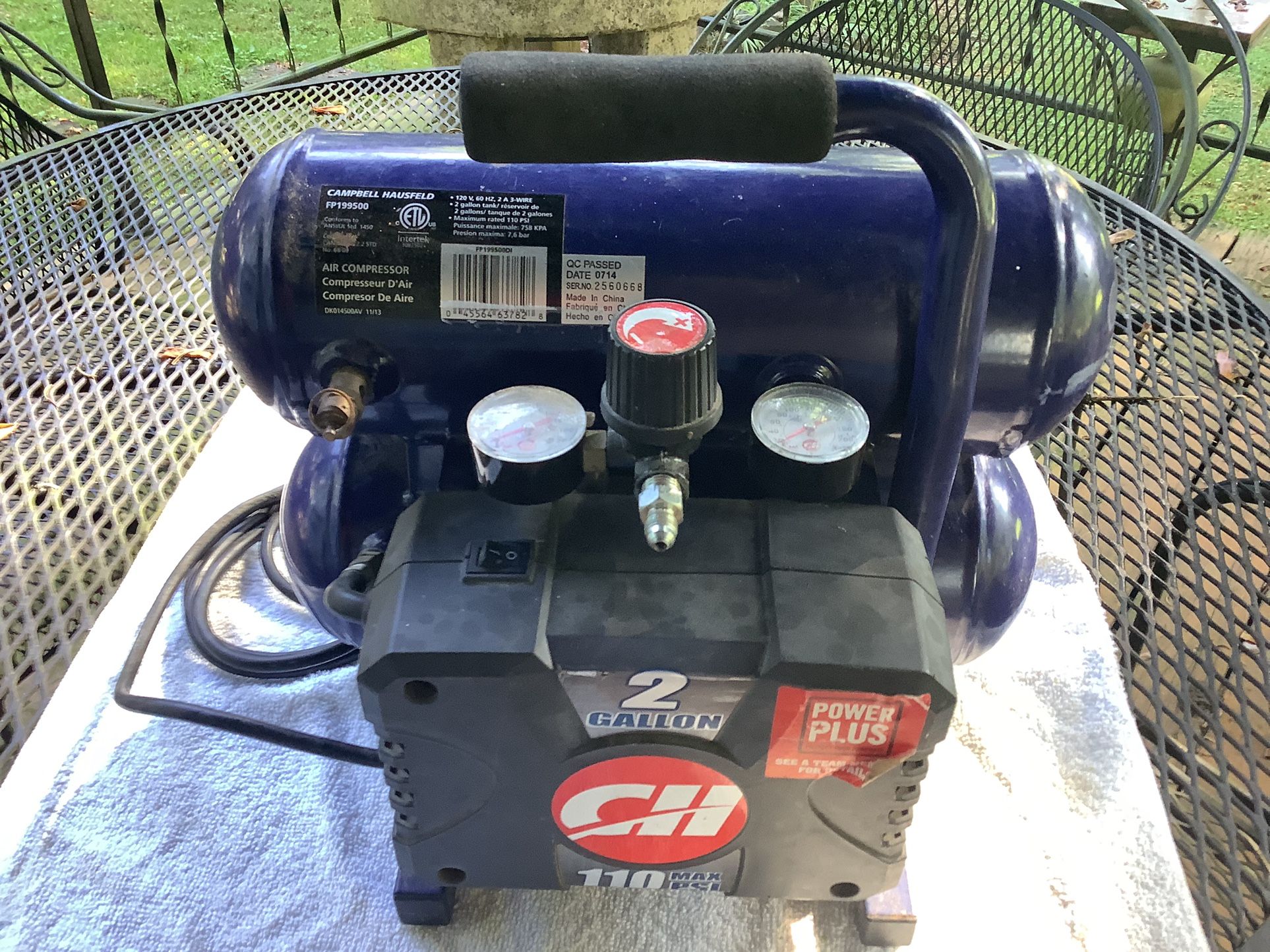 Campbell Hausfeld Air Compressor 2 Gallon Tank Max 100 PSI