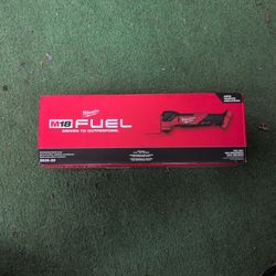 Milwaukee M18 Fuel Oscillating Multi Tool