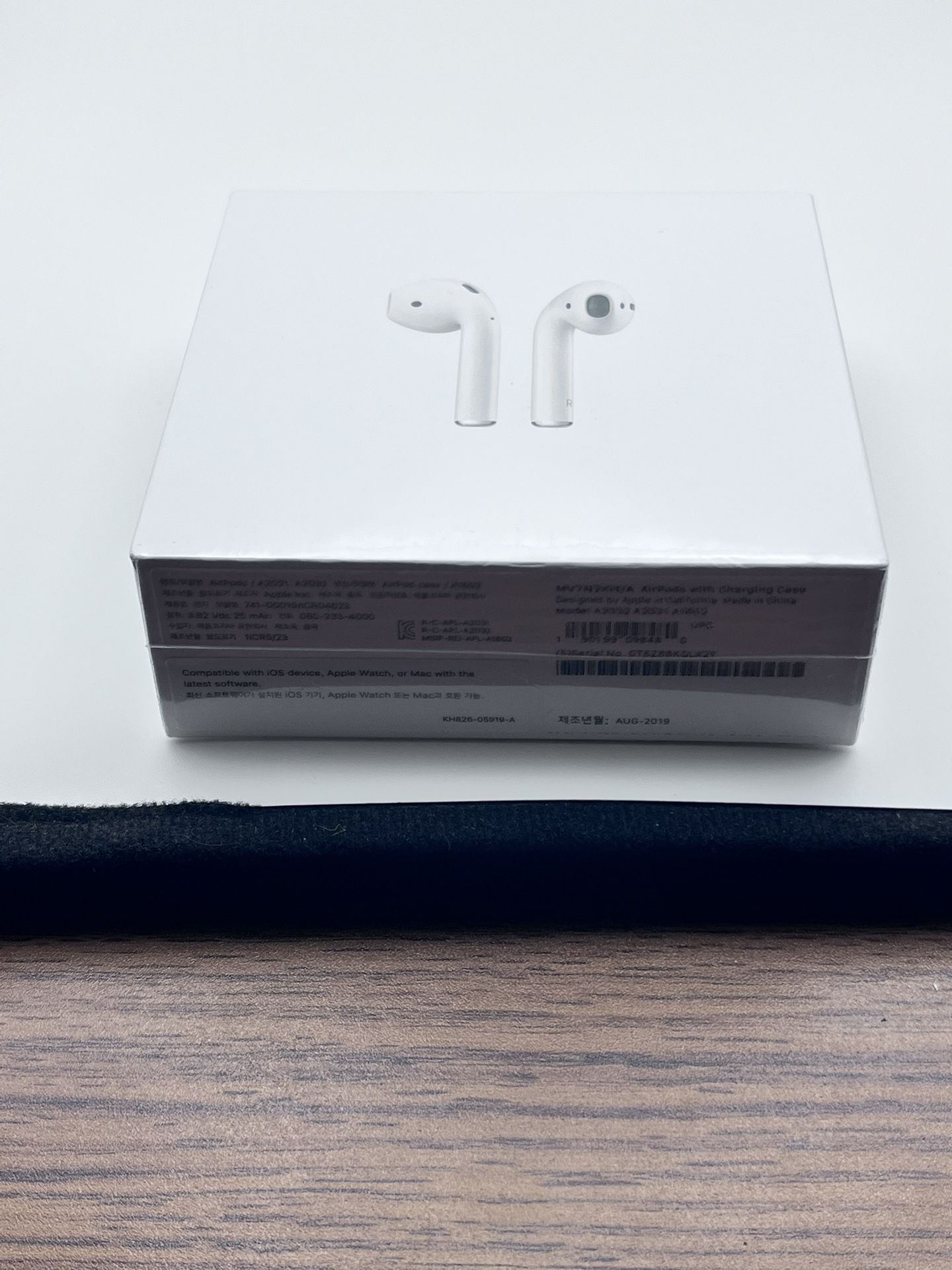 Brand New Airpods 2 & Charging Case