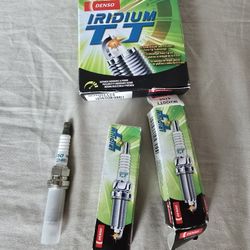 Denso Iridium Spark Plugs (6)