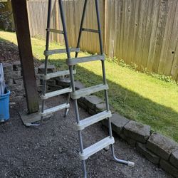 Pool Ladder