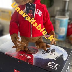 Supreme®/Steiff® ET Plush