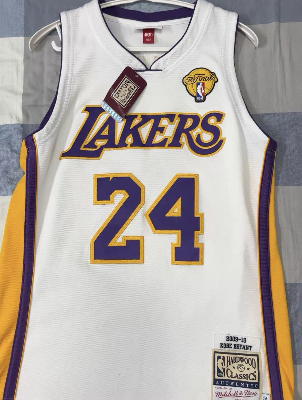 Kobe Bryant Mitchell & Ness 09 10 Finals Lakers Jersey