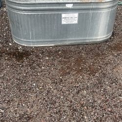 Galvanized Livestock Water / Feed Tank 