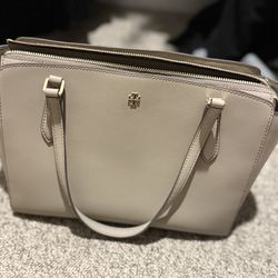 Tory Burch Robinson Double Zip Saffiano Leather Tote – Beige
