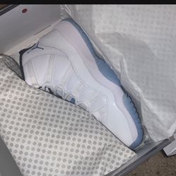Jordan 11 Legend Blue 