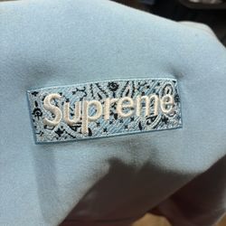 Size L Supreme Logo Hoodie 