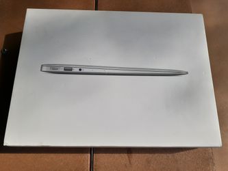 Macbook air 13 inch parts I5 8gb 256 storage