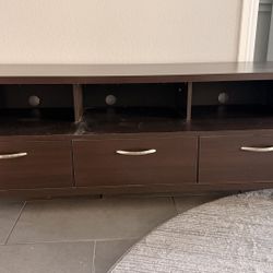 Free TV Stand