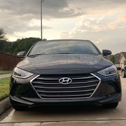 2018 people Hyunda Elantra