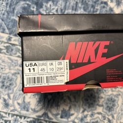Jordan 1 Banned Size 11