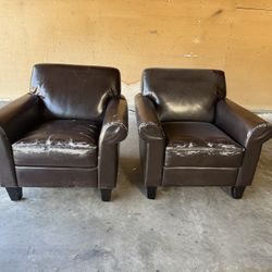 Set Of 2 Club Chairs