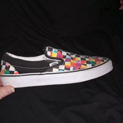 VANS 