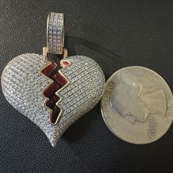 Broken Heart Si Diamond Pendant