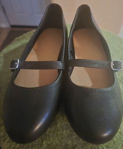 Girls Shoes Size 3 (2Pair)