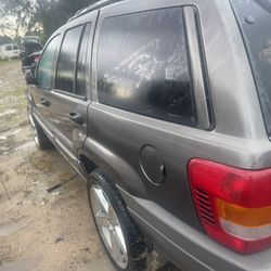 2000 Jeep Cherokee 4.0 Motor Parts Only